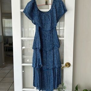 Flowy Polka Dot Ruffle Tier On / Off Shoulder Midi Dress